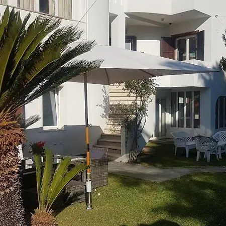 Frühstückspension Residenza Margot Quattromiglio