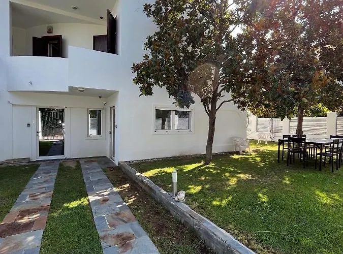 Residenza Margot 3* Quattromiglio