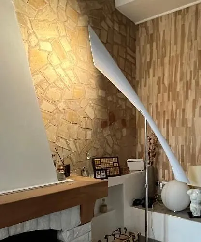 Alojamento de Acomodação e Pequeno-almoço Residenza Margot Quattromiglio